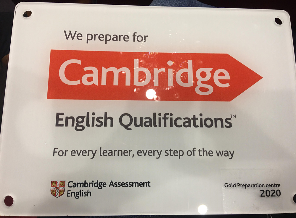 Cambridge Assessment English premiază din nou excelenţa: English Kids Academy a devenit Gold Preparation Centre