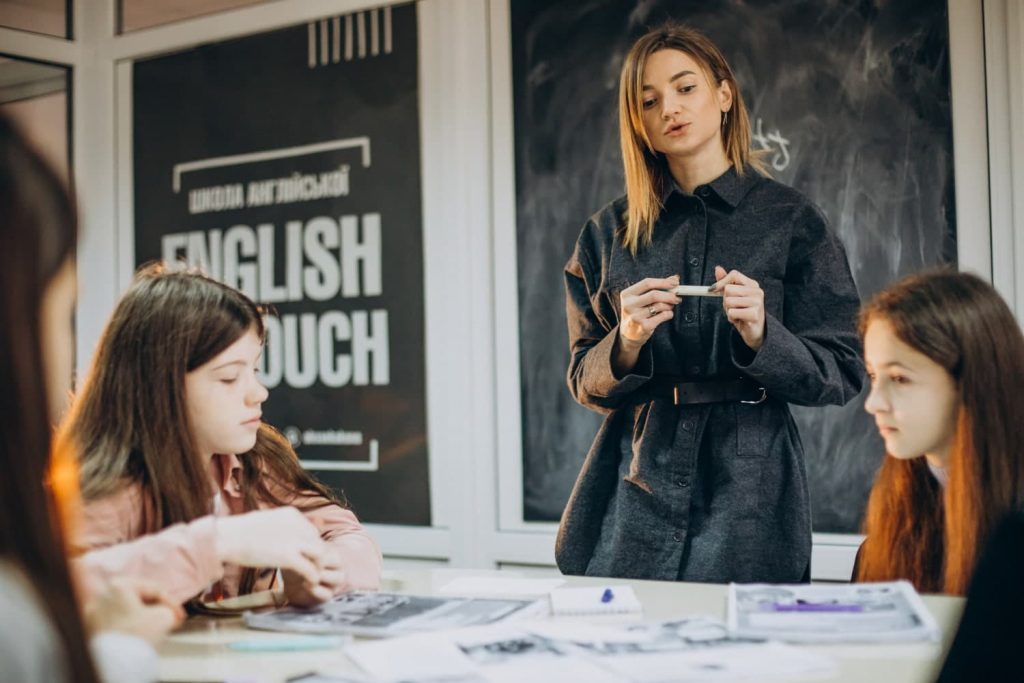 Propoziții cu diateza pasivă în engleză - exemple pentru elevii de clase primare și liceu