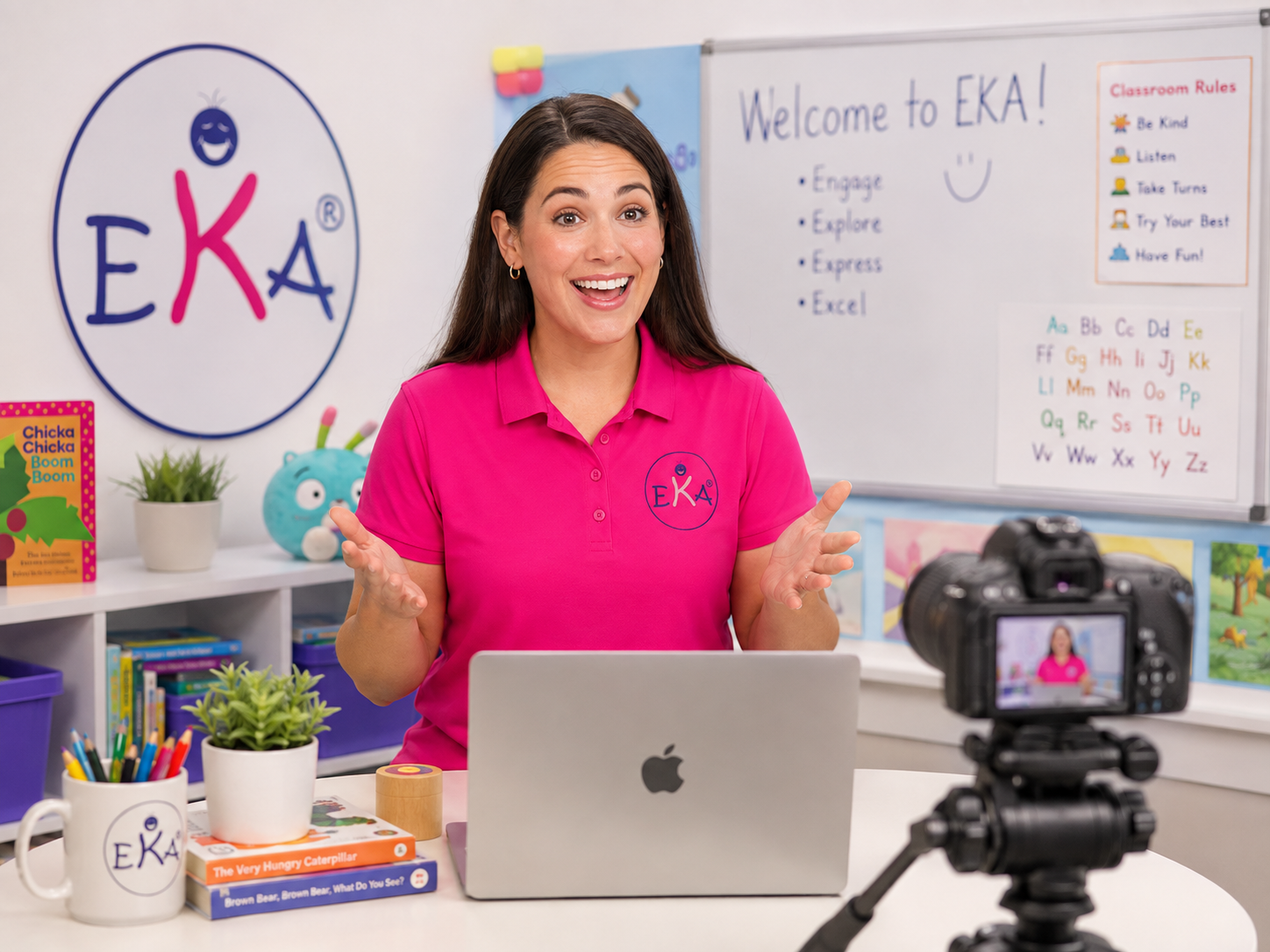 Profesor EKA la cursuri de engleză pentru copii | English Kids Academy